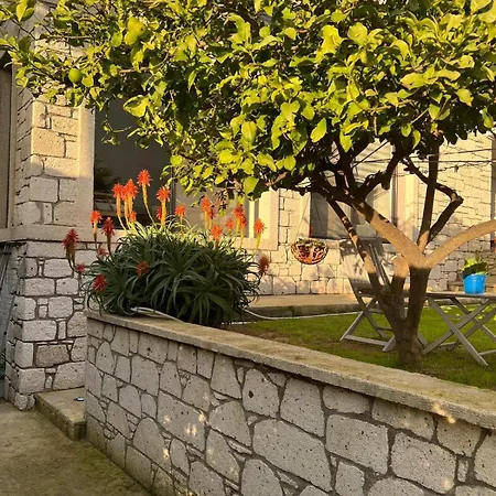 Leyla'nin Evi Alacati'daki Huzurlu Eviniz Villa
